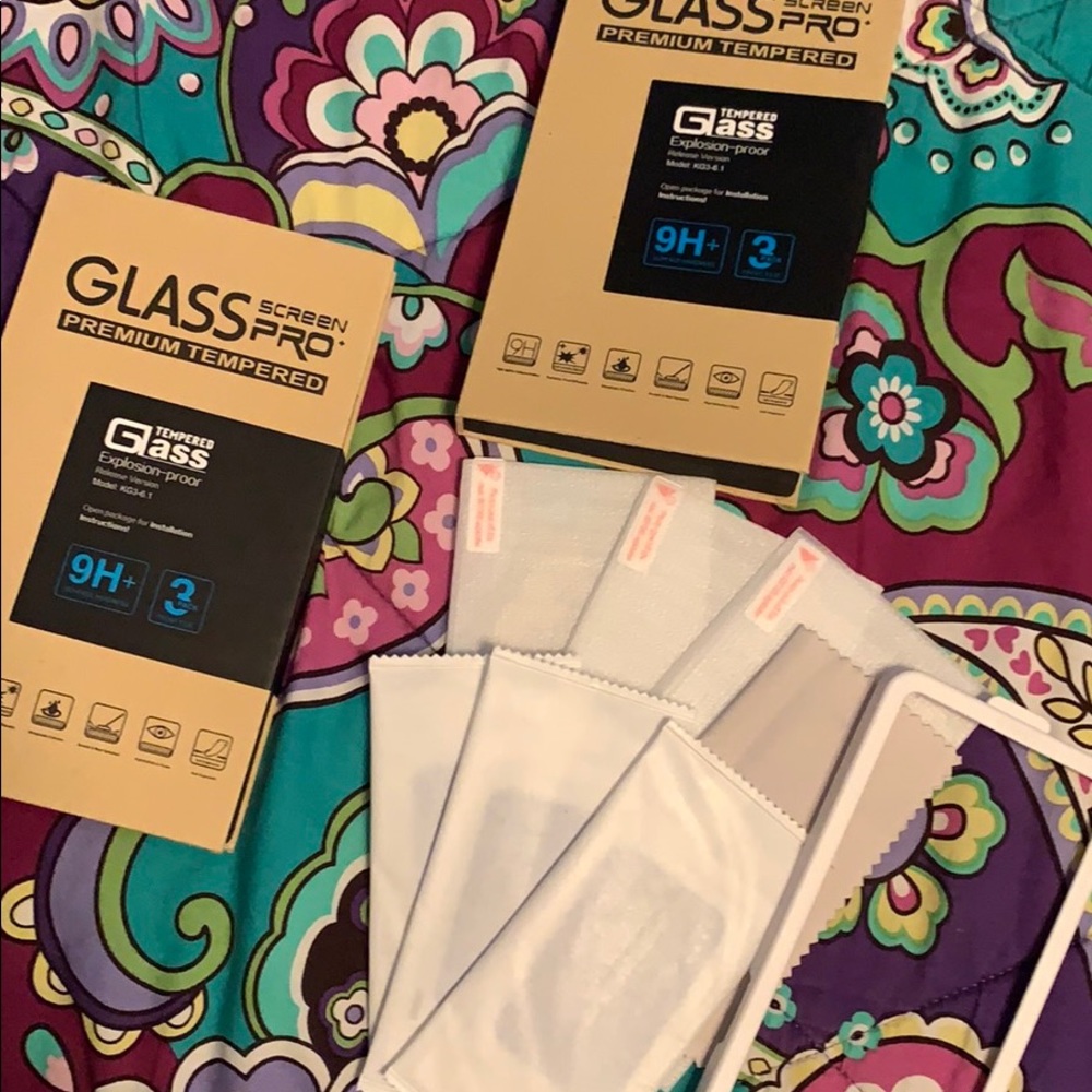 iPhone XR screen protector
